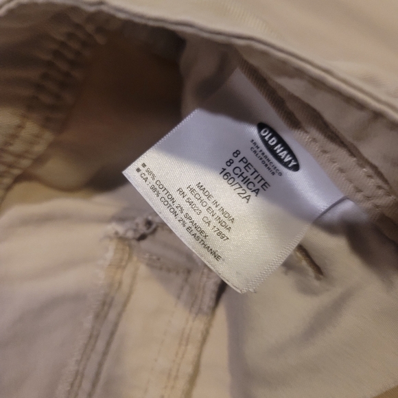 Old Navy Diva Khakis Size Petite 8 - Picture 4 of 4